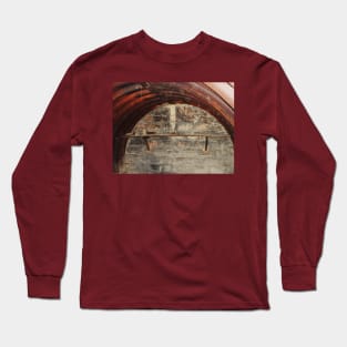 Barn Long Sleeve T-Shirt